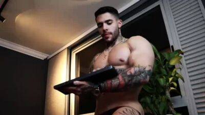 Horny gay hunk solo jerking fun - drtuber.com