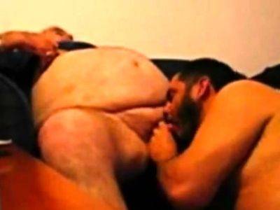 Fat Gay Daddy in Amateur Video - drtuber.com